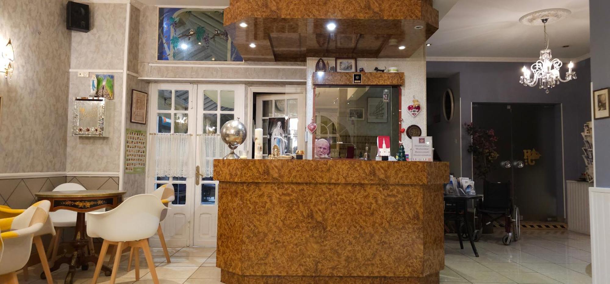 Hotel Coerona Lourdes Dış mekan fotoğraf